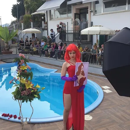 Daria Hotel